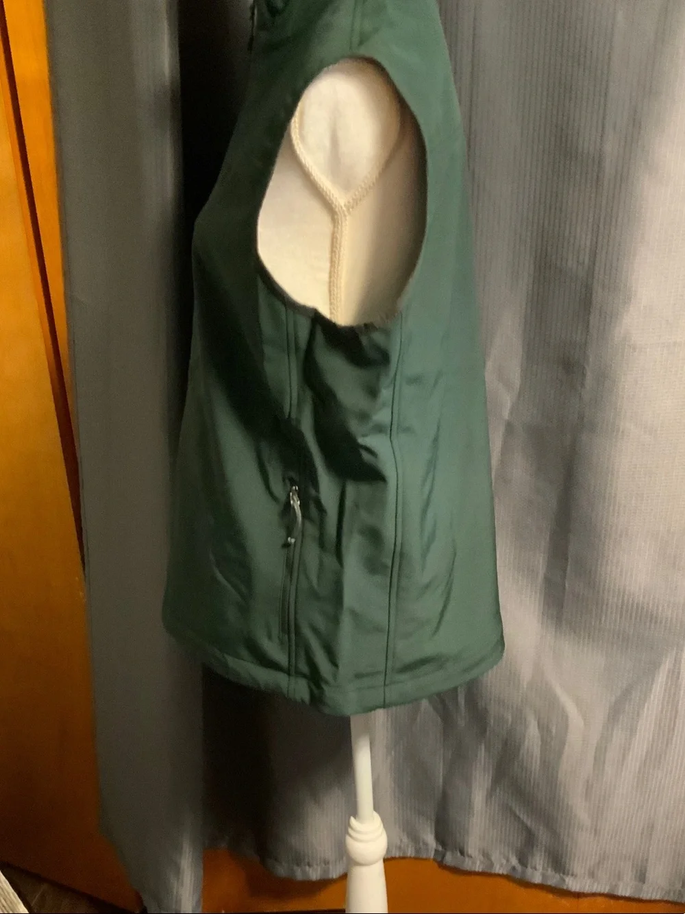 The North Face Men's Dark Green Softshell Vest